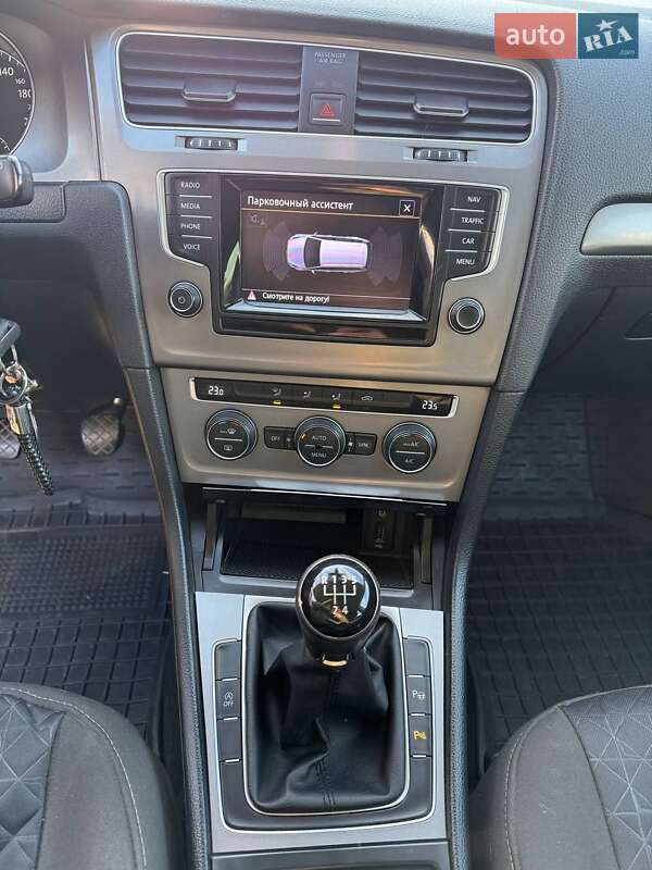 Універсал Volkswagen Golf 2014 в Івано-Франківську фото 37 Універсал Volkswagen Golf 2014 в Івано-Франківську