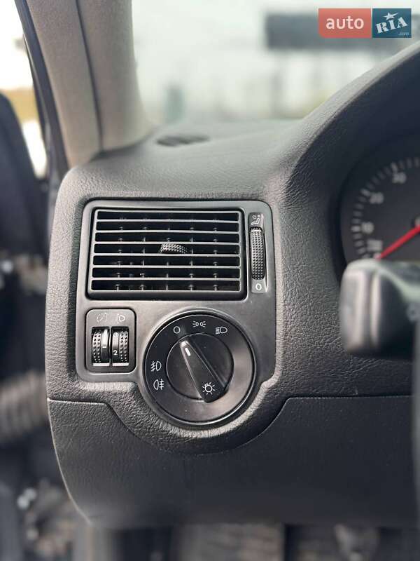 Хетчбек Volkswagen Golf 2001 в Вінниці фото 15 Хетчбек Volkswagen Golf 2001 в Вінниці
