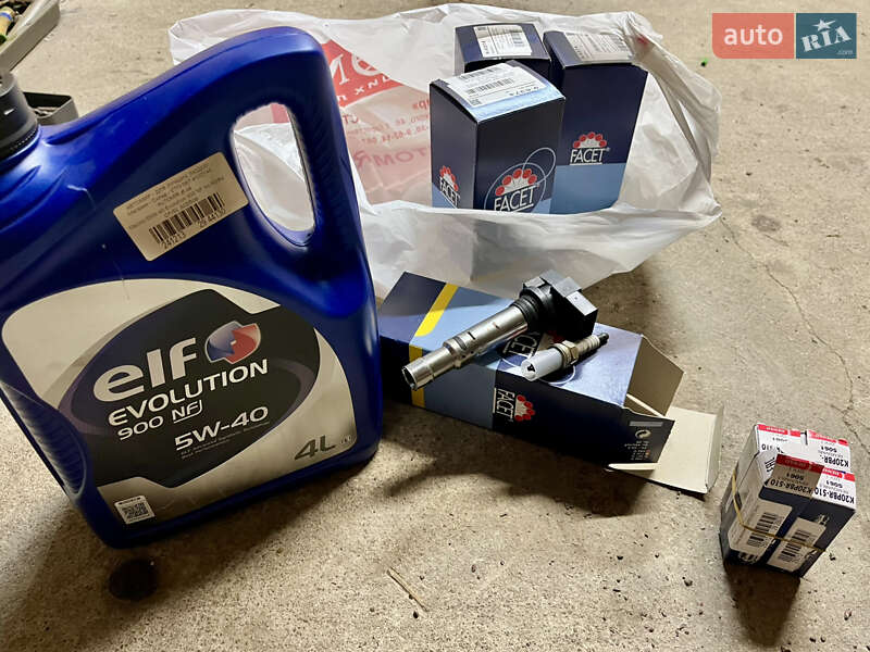 Хетчбек Volkswagen Golf 2006 в Коростені