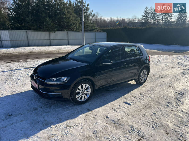 Хетчбек Volkswagen Golf 2019 в Луцьку