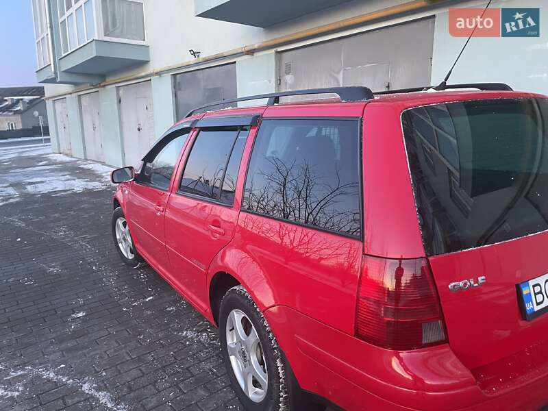 Універсал Volkswagen Golf 2006 в Тернополі