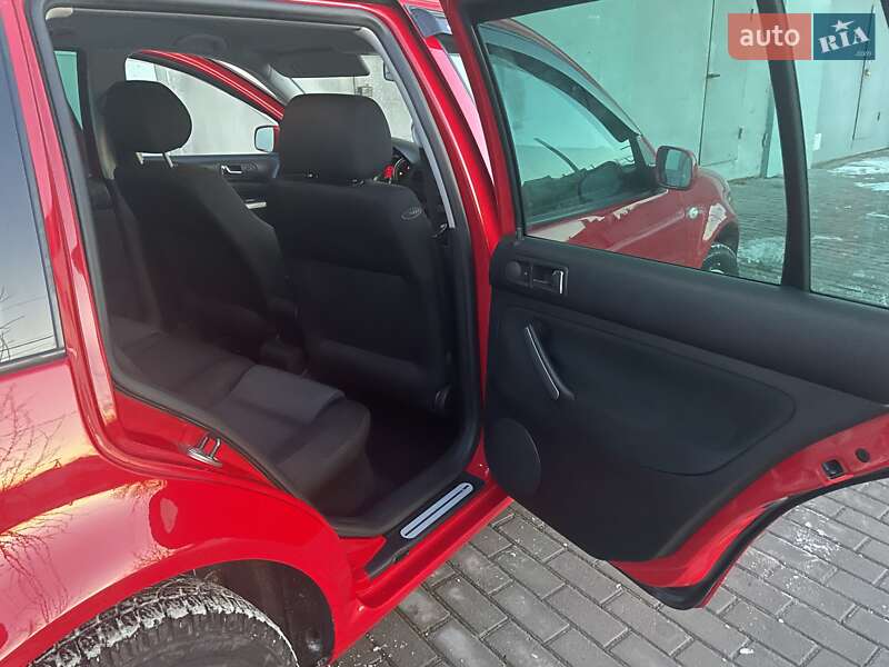 Універсал Volkswagen Golf 2006 в Тернополі