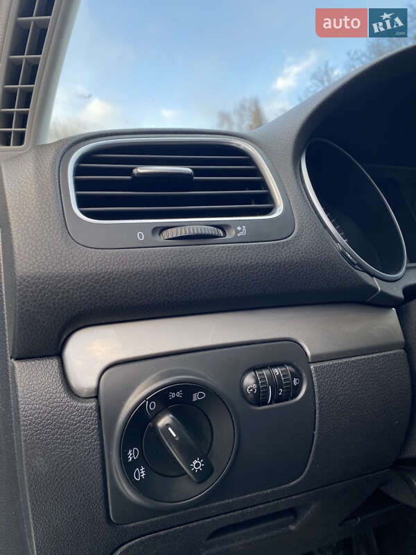 Хетчбек Volkswagen Golf 2011 в Львові фото 25 Хетчбек Volkswagen Golf 2011 в Львові