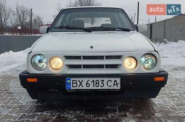 Хэтчбек Volkswagen Golf 1984 в Дунаевцах