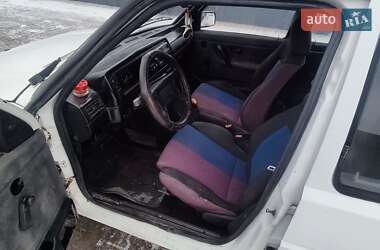 Хэтчбек Volkswagen Golf 1984 в Дунаевцах
