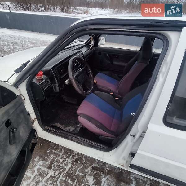 Хетчбек Volkswagen Golf 1984 в Дунаївцях