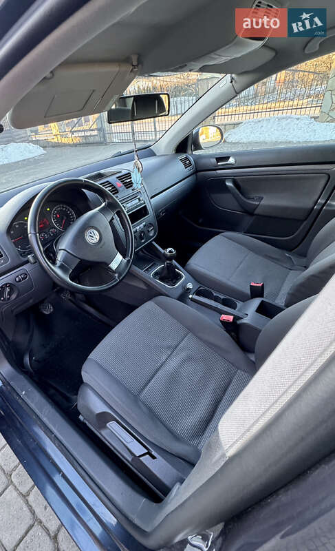 Универсал Volkswagen Golf 2007 в Самборе