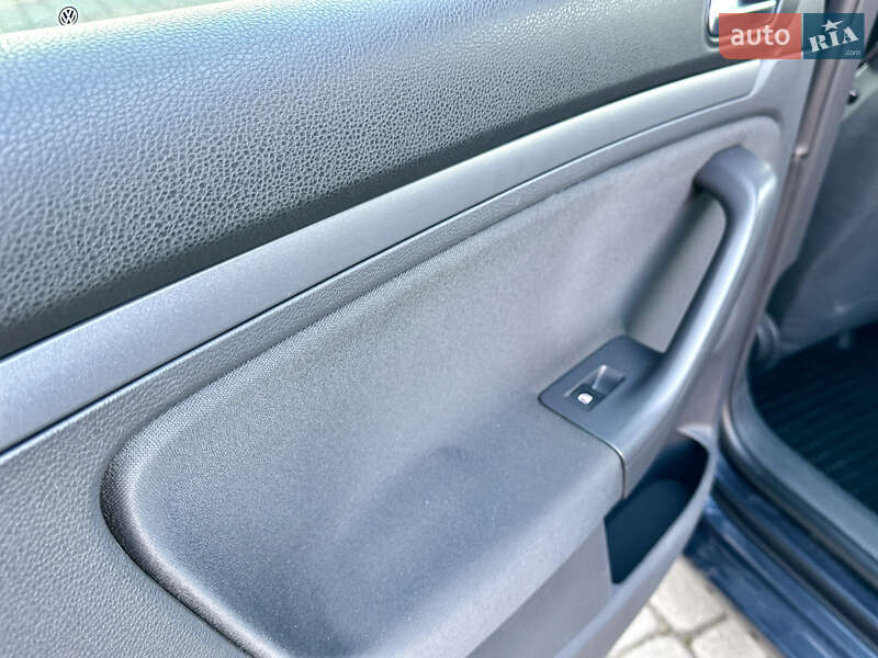 Универсал Volkswagen Golf 2007 в Самборе