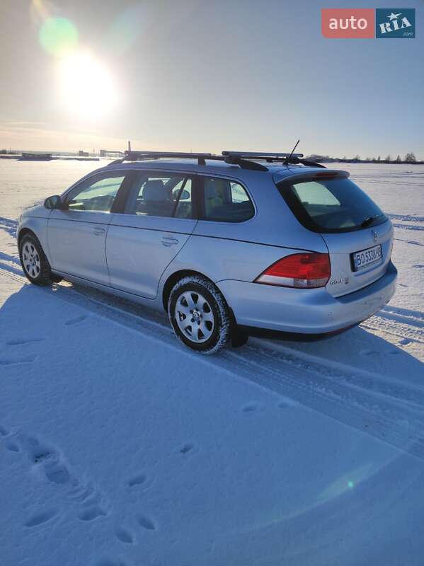 Універсал Volkswagen Golf 2007 в Тернополі