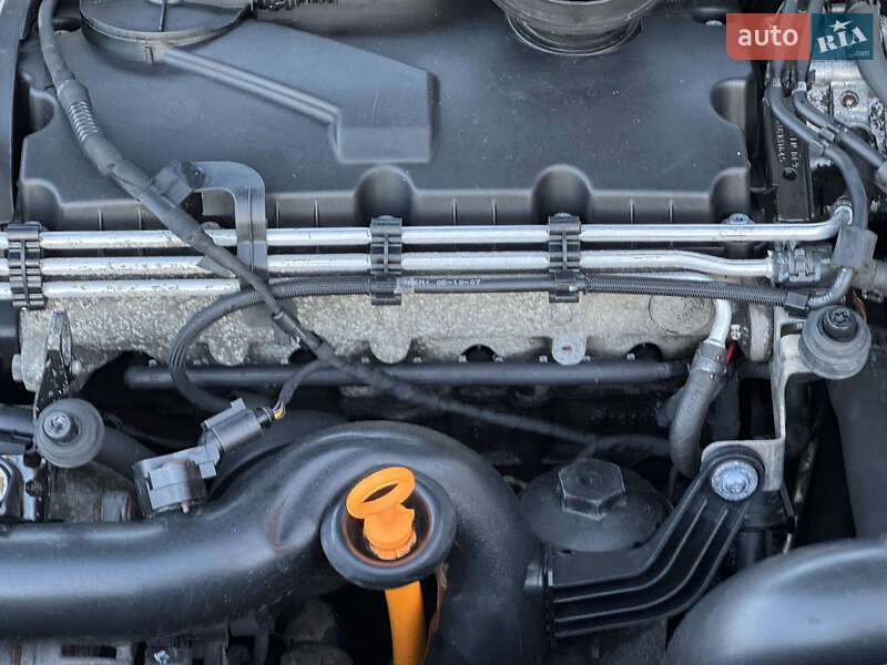 Универсал Volkswagen Golf 2007 в Самборе