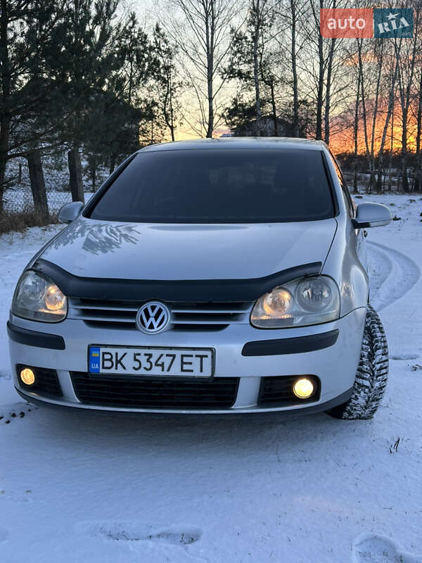 Хэтчбек Volkswagen Golf 2006 в Ровно фото 3 Хэтчбек Volkswagen Golf 2006 в Ровно