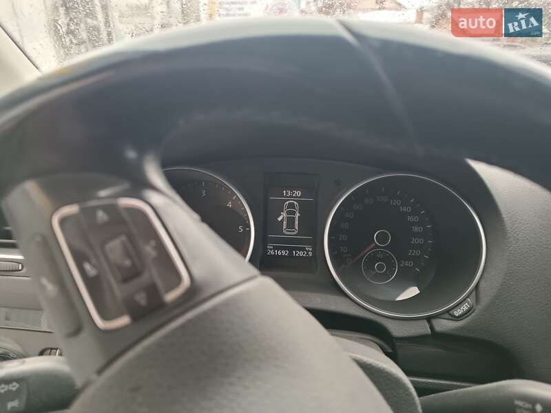 Універсал Volkswagen Golf 2011 в Вінниці