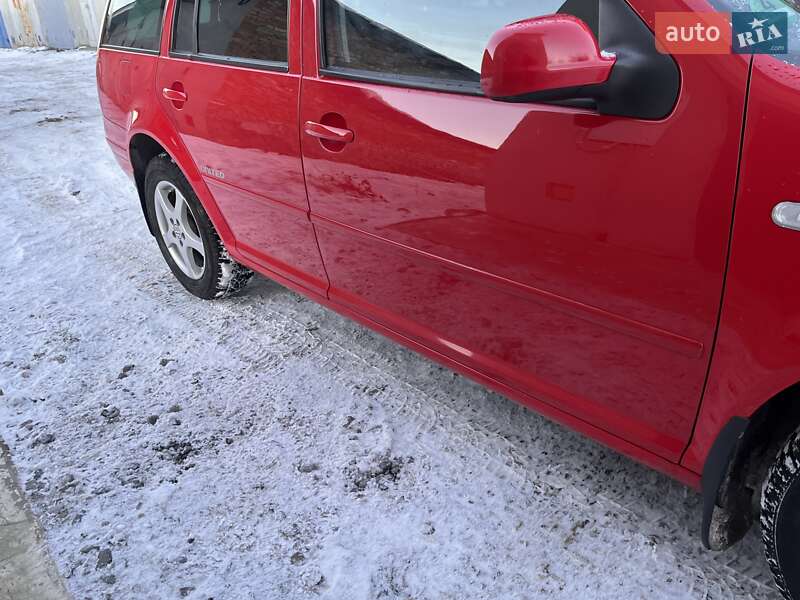 Універсал Volkswagen Golf 2006 в Тернополі