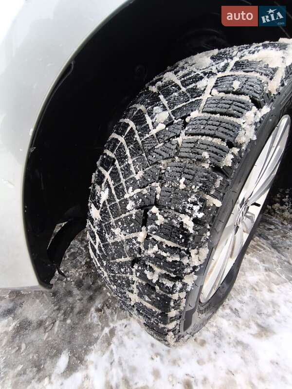 Універсал Volkswagen Golf 2014 в Львові