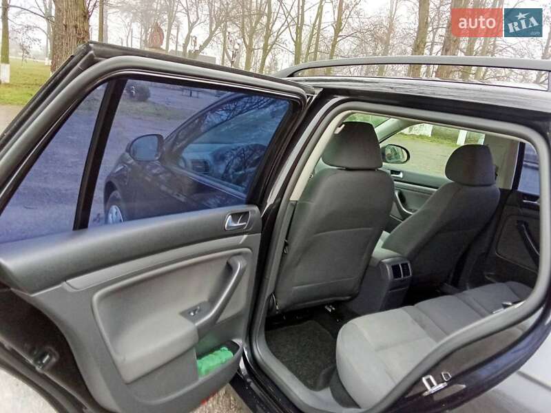 Хетчбек Volkswagen Golf 2009 в Могилів-Подільському фото 8 Хетчбек Volkswagen Golf 2009 в Могилів-Подільському