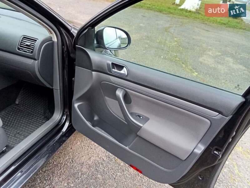 Хетчбек Volkswagen Golf 2009 в Могилів-Подільському фото 13 Хетчбек Volkswagen Golf 2009 в Могилів-Подільському