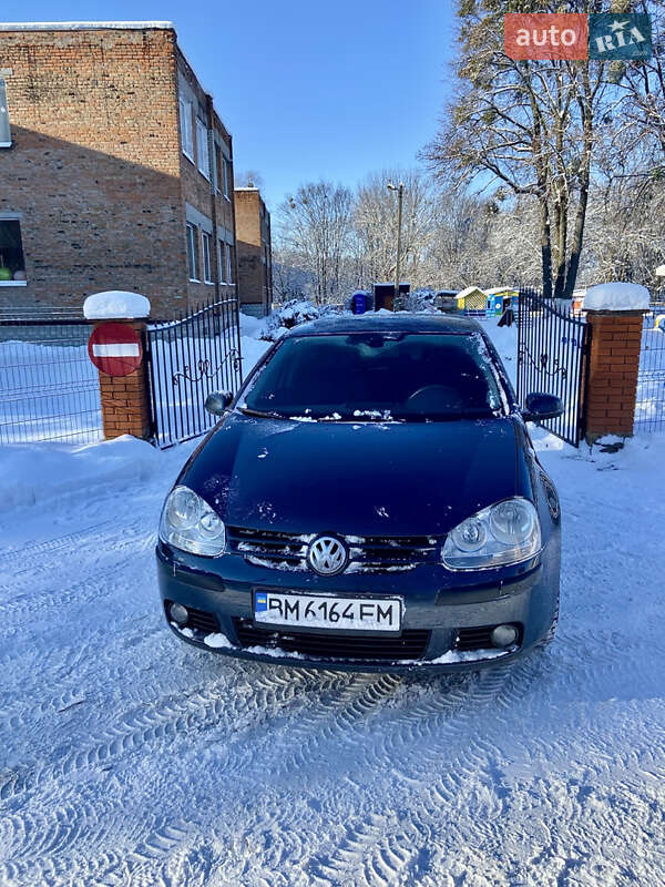 Volkswagen Golf 2005