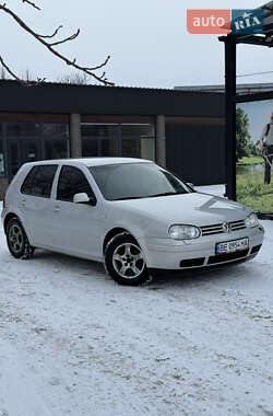 Хэтчбек Volkswagen Golf 2000 в Первомайске