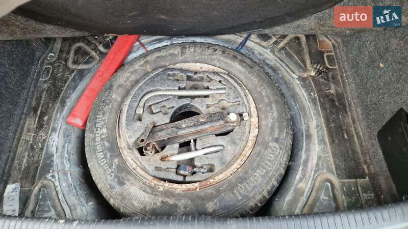 Хэтчбек Volkswagen Golf 2006 в Старом Самборе фото 47 Хэтчбек Volkswagen Golf 2006 в Старом Самборе