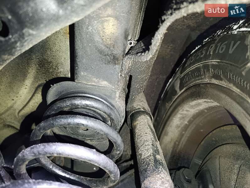 Хетчбек Volkswagen Golf 2011 в Києві