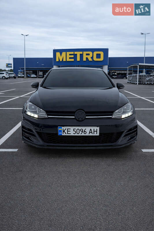Хетчбек Volkswagen Golf 2017 в Кривому Розі