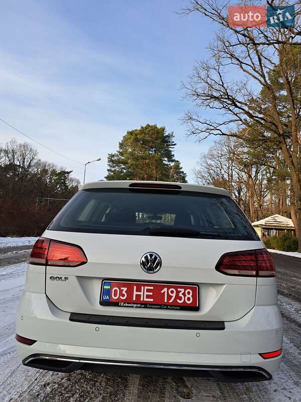 Універсал Volkswagen Golf 2019 в Луцьку