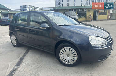 Хэтчбек Volkswagen Golf 2007 в Ужгороде