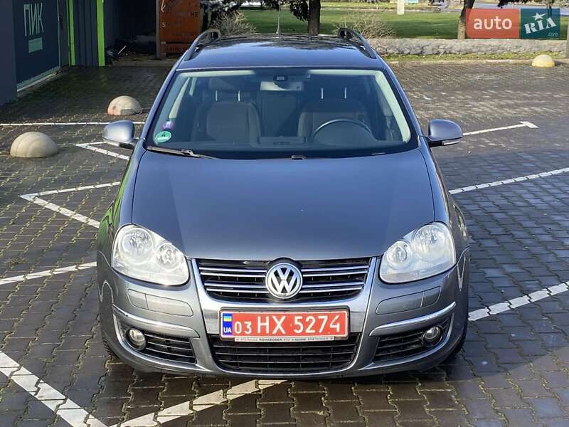 Универсал Volkswagen Golf 2009 в Вознесенске