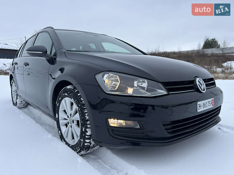 Універсал Volkswagen Golf 2015 в Луцьку