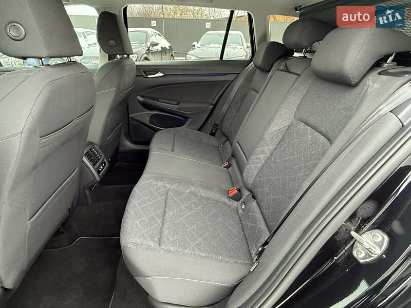 Универсал Volkswagen Golf 2022 в Луцке