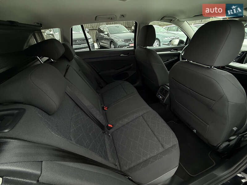 Универсал Volkswagen Golf 2022 в Луцке