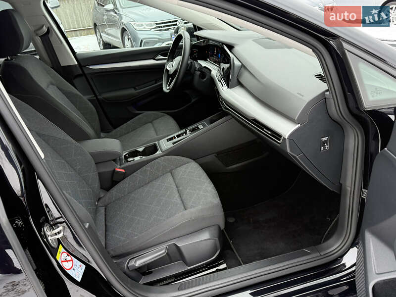 Универсал Volkswagen Golf 2022 в Луцке