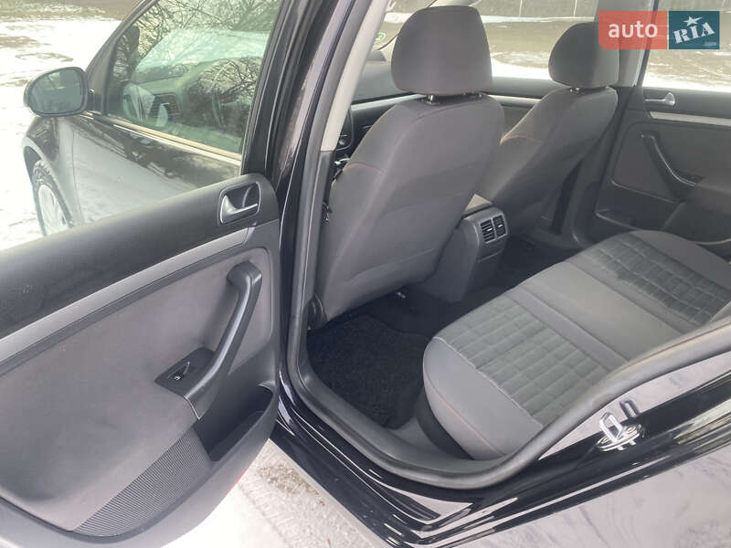 Хэтчбек Volkswagen Golf 2007 в Первомайске фото 23 Хэтчбек Volkswagen Golf 2007 в Первомайске