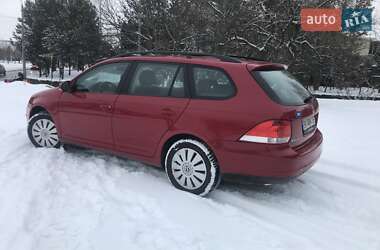 Универсал Volkswagen Golf 2009 в Ровно