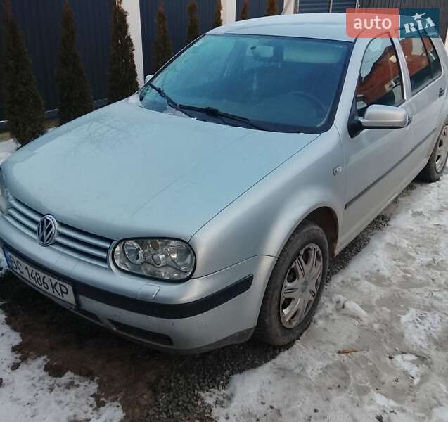 Хэтчбек Volkswagen Golf 2001 в Львове фото Хэтчбек Volkswagen Golf 2001 в Львове