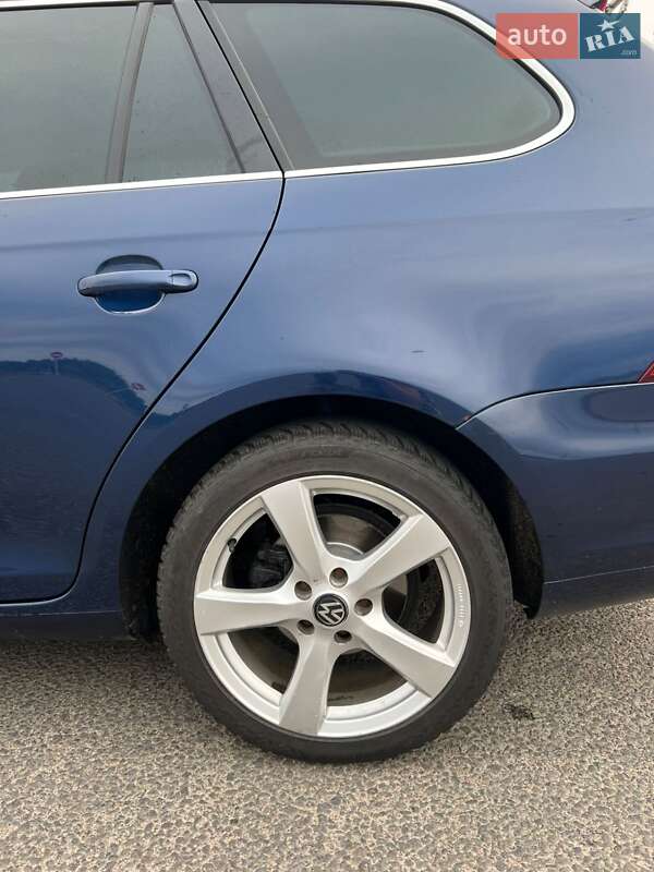 Универсал Volkswagen Golf 2011 в Дубровице фото 17 Универсал Volkswagen Golf 2011 в Дубровице