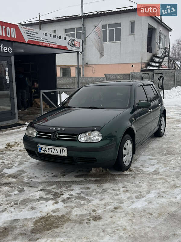 Volkswagen Golf 1998