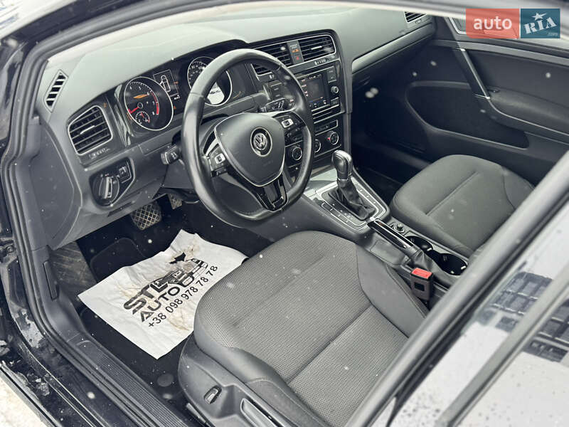 Универсал Volkswagen Golf 2019 в Львове