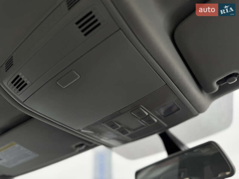 Универсал Volkswagen Golf 2019 в Львове