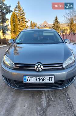 Универсал Volkswagen Golf 2012 в Тысменице