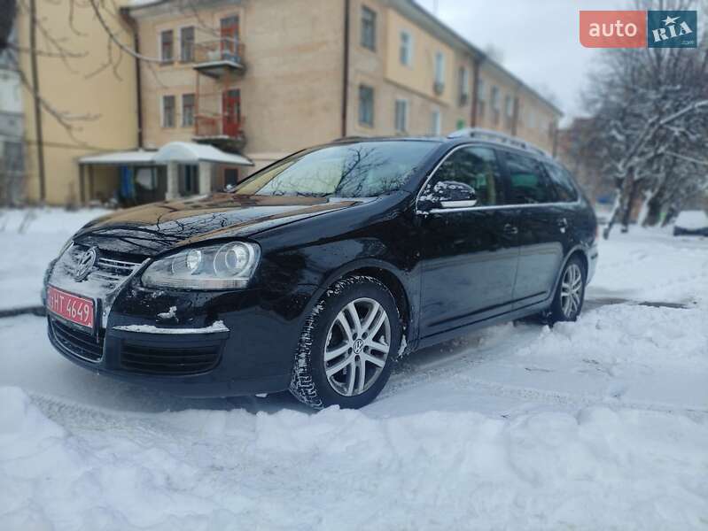 Универсал Volkswagen Golf 2009 в Каменец-Подольском