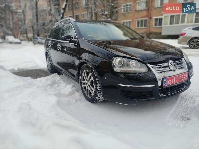 Универсал Volkswagen Golf 2009 в Каменец-Подольском
