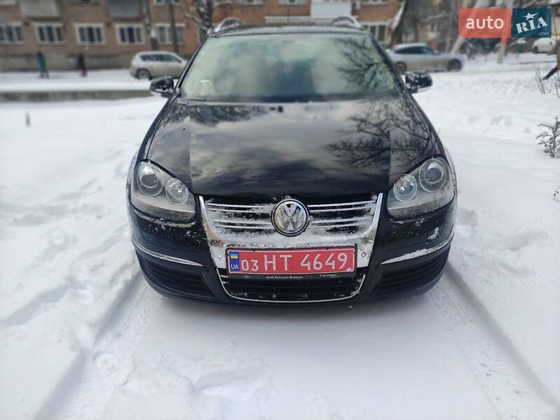 Универсал Volkswagen Golf 2009 в Каменец-Подольском