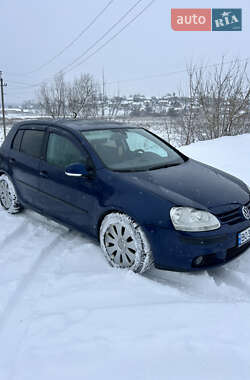 Хетчбек Volkswagen Golf 2005 в Тернополі