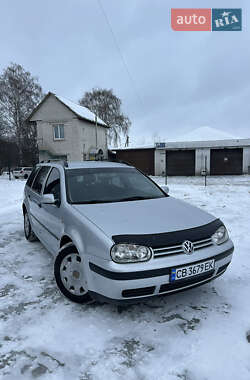 Универсал Volkswagen Golf 2001 в Нежине