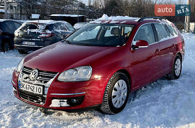 Универсал Volkswagen Golf 2008 в Ровно