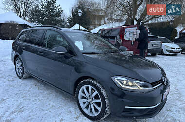 Універсал Volkswagen Golf 2017 в Івано-Франківську