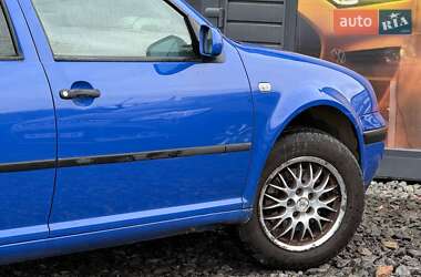 Универсал Volkswagen Golf 2001 в Стрые