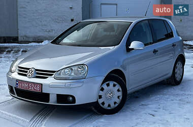 Хетчбек Volkswagen Golf 2008 в Луцьку