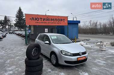 Хэтчбек Volkswagen Golf 2009 в Сумах